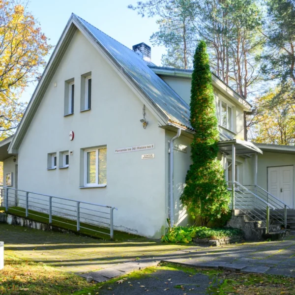 Pärnamäe kalmistu kabel – Pärnamäe tee 36, Tallinn