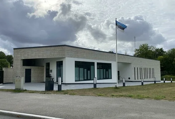 Siselinna kalmistu tavandimaja – Toonela tee 7, Tallinn